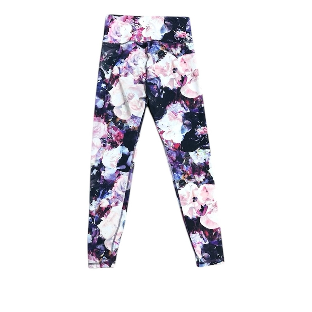 Old Navy active go dry Pink and Purple Floral fitted Leggings size medium - Picture 2 of 5